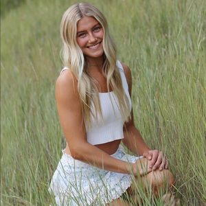 Meet your Posher, Ella